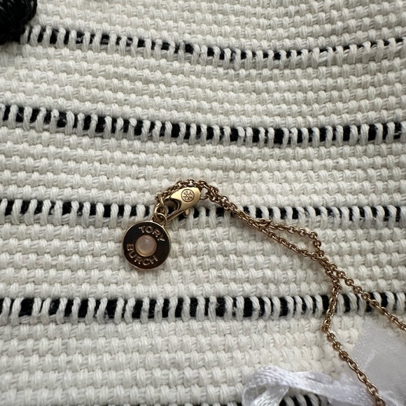 Tory Burch Gold Pearl Pendant Necklace - Picture 6 of 8